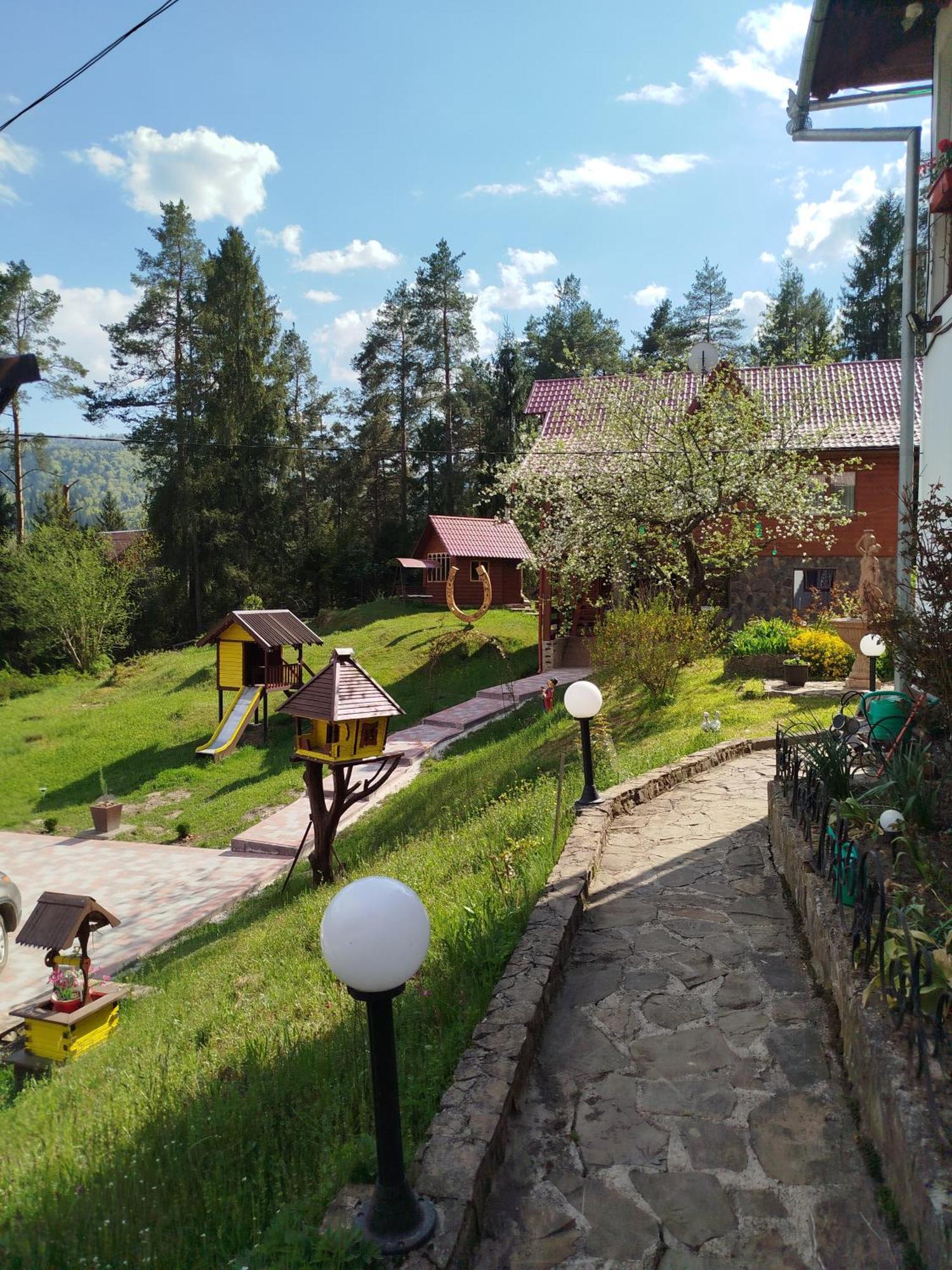 Лісова Казка Villa Jaremtsje Buitenkant foto